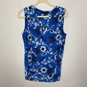 Jasmine and Juliana Floral Blue Sleeveless Top Size Large